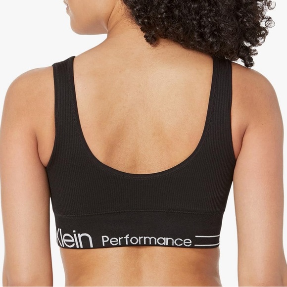 Black Calvin Klein sports bra - Picture 2 of 4
